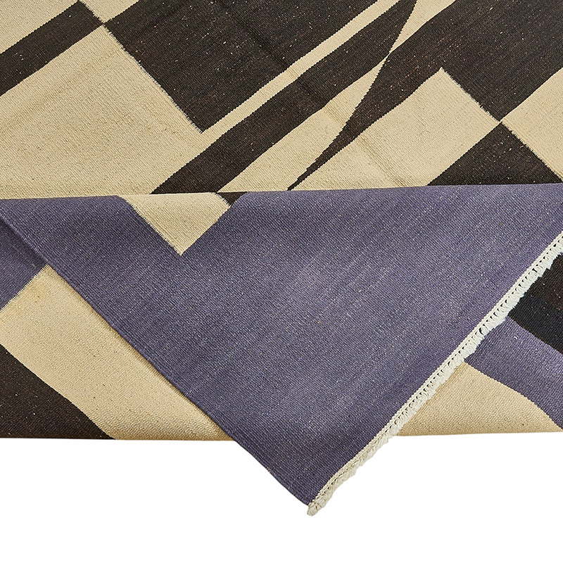 New Hand-Woven Kilim Rug - K0093789