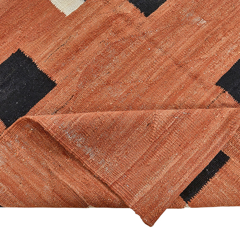 New Hand-Woven Kilim Rug - K0093795