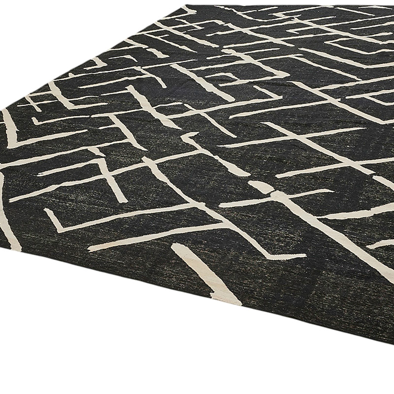 New Hand-Woven Kilim Rug - K0093807
