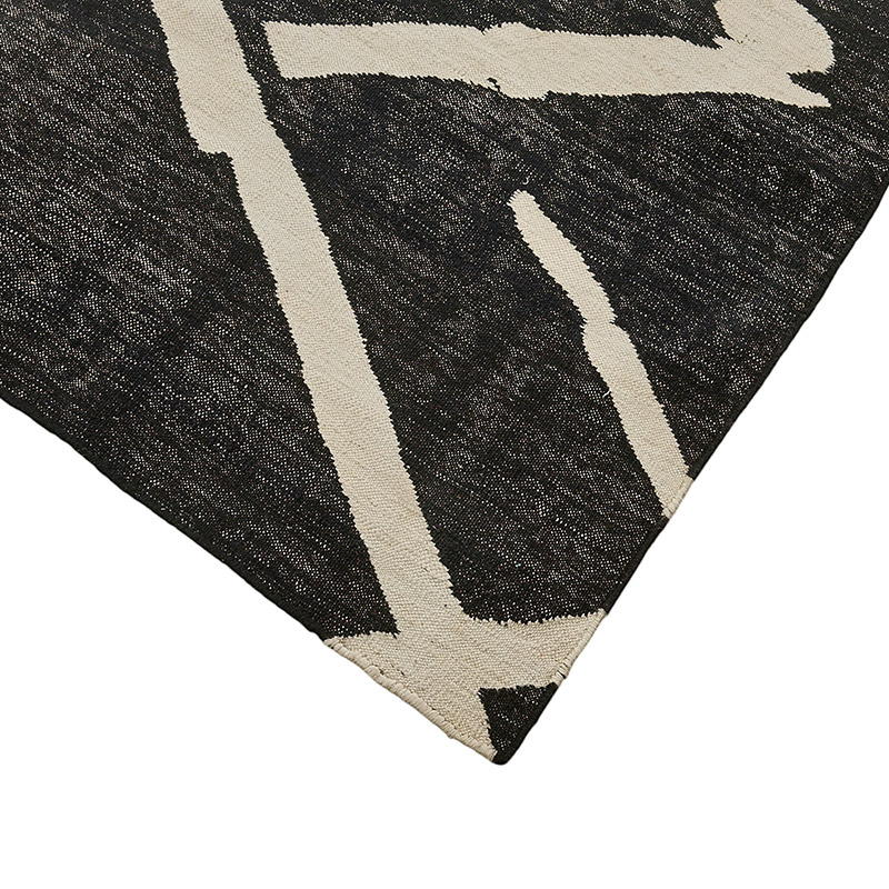 New Hand-Woven Kilim Rug - K0093807
