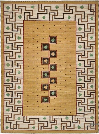 New Hand-Woven Kilim Rug