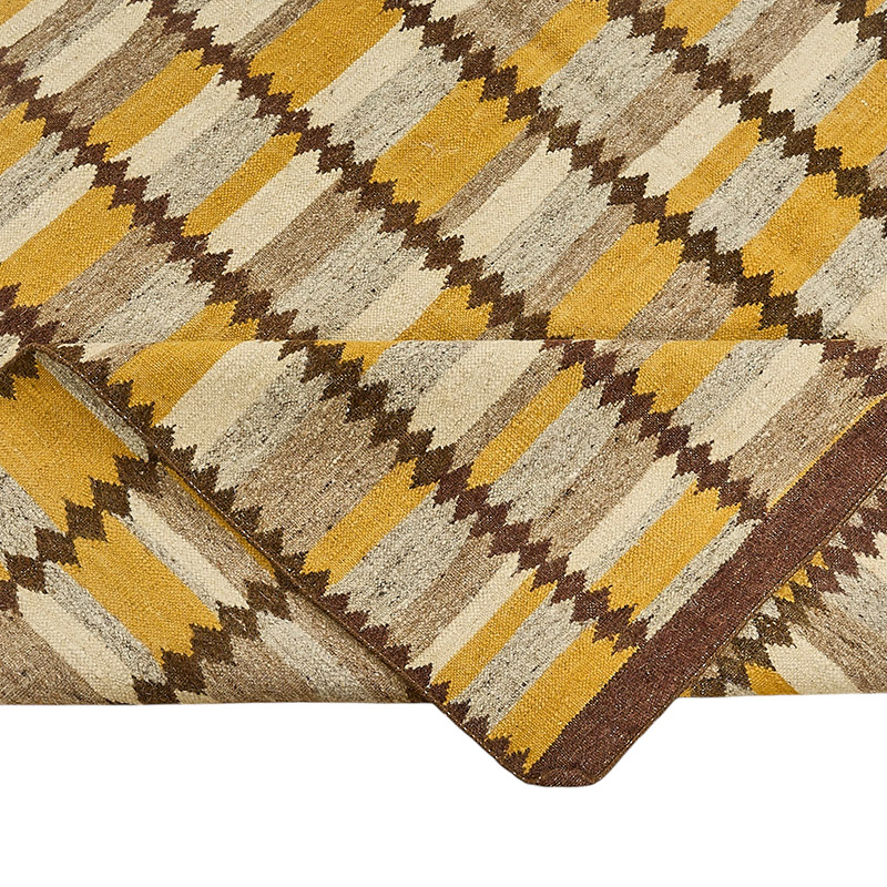 New Hand-Woven Kilim Rug - K0093814