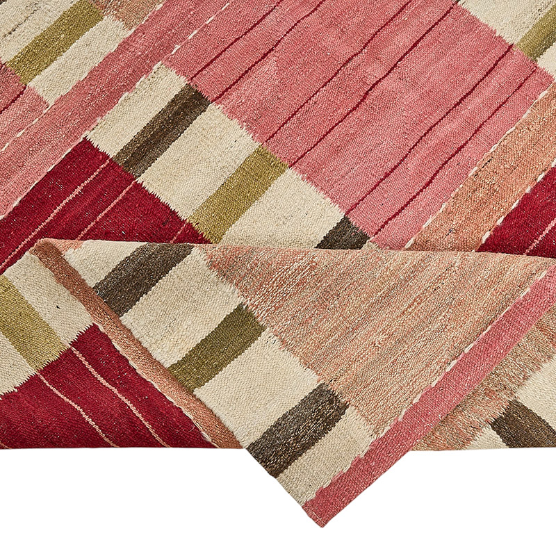 New Hand-Woven Kilim Rug - K0093816