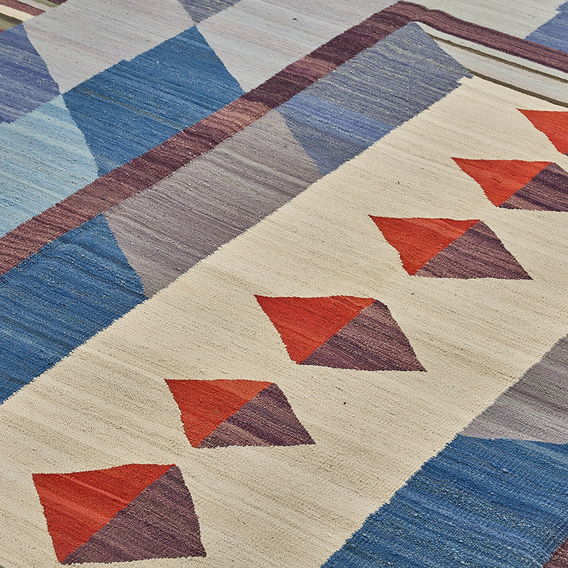 New Hand-Woven Kilim Rug - K0093818