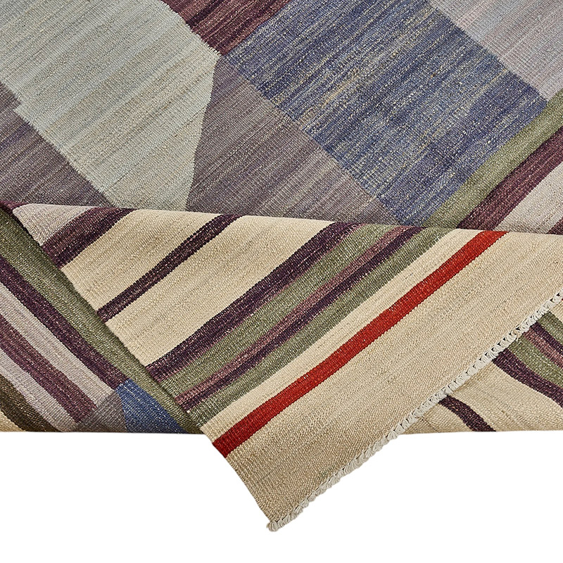 New Hand-Woven Kilim Rug - K0093818