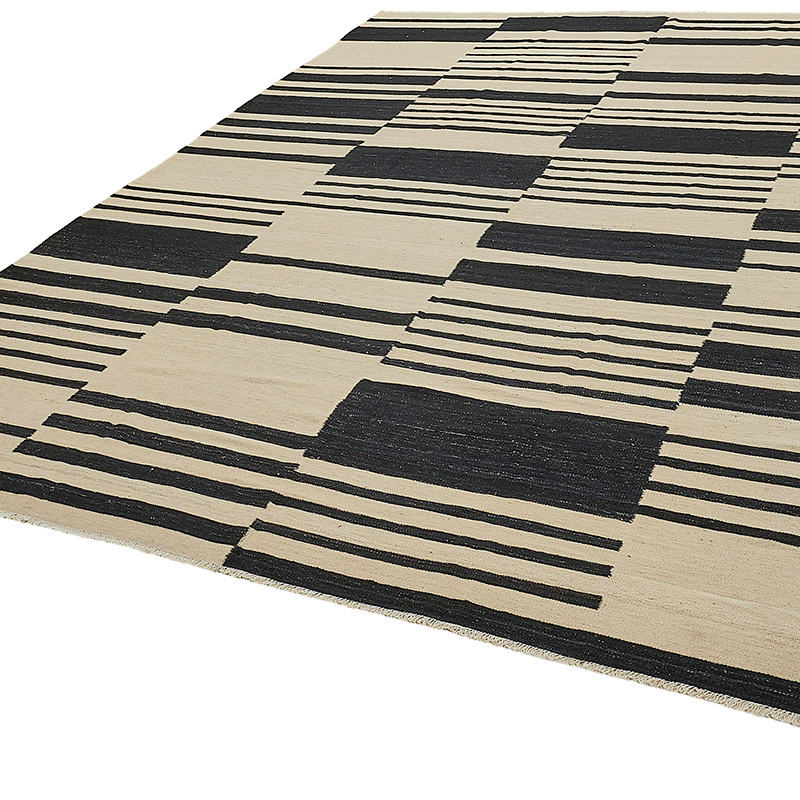 New Hand-Woven Kilim Rug - K0093819
