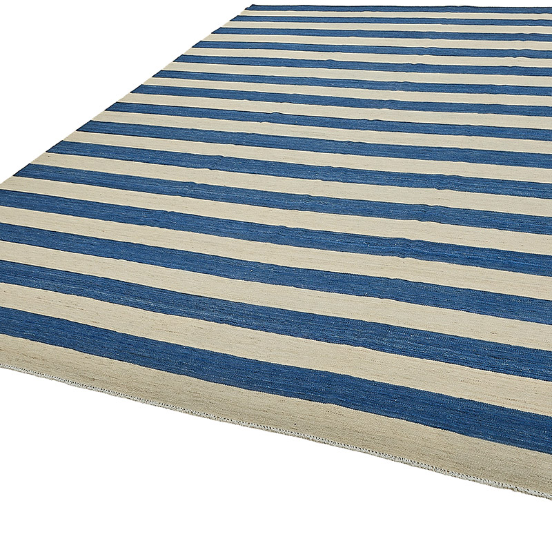 New Hand-Woven Kilim Rug - K0093820