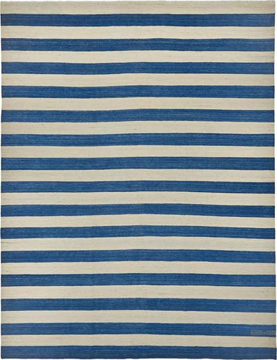 New Hand-Woven Kilim Rug