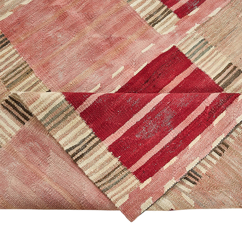 New Hand-Woven Kilim Rug - K0093822
