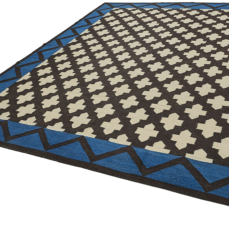 New Hand-Woven Kilim Rug - K0093823