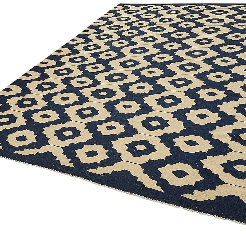 New Hand-Woven Kilim Rug - K0093830