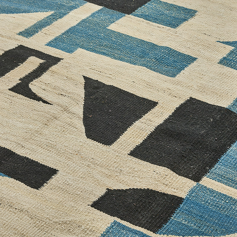 New Hand-Woven Kilim Rug - K0093832
