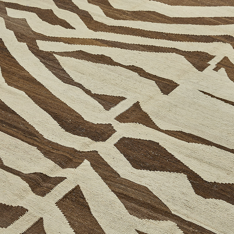 New Hand-Woven Kilim Rug - K0093834