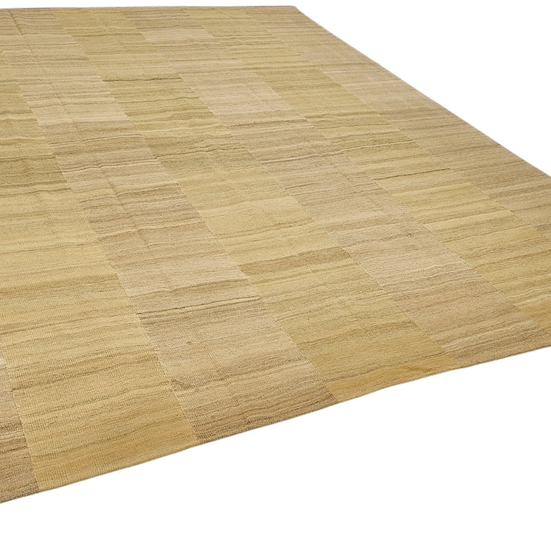 New Hand-Woven Kilim Rug - K0093835
