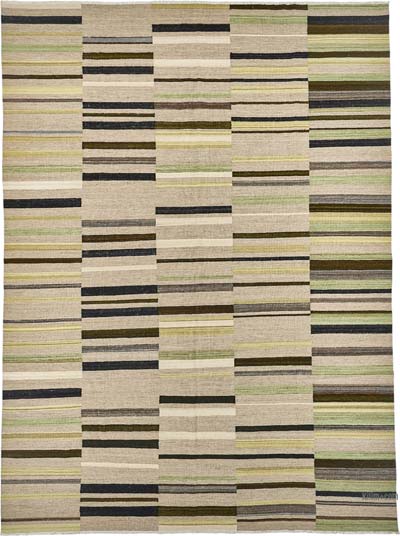 New Hand-Woven Kilim Rug