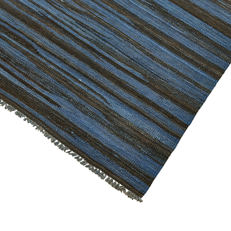 New Hand-Woven Kilim Rug - K0093842