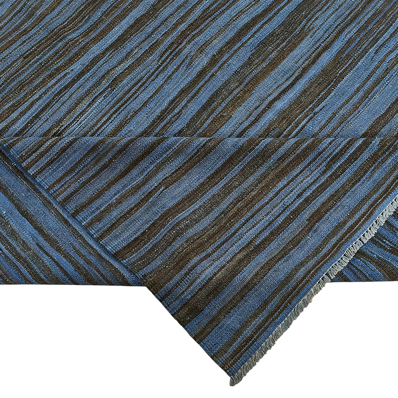 New Hand-Woven Kilim Rug - K0093842