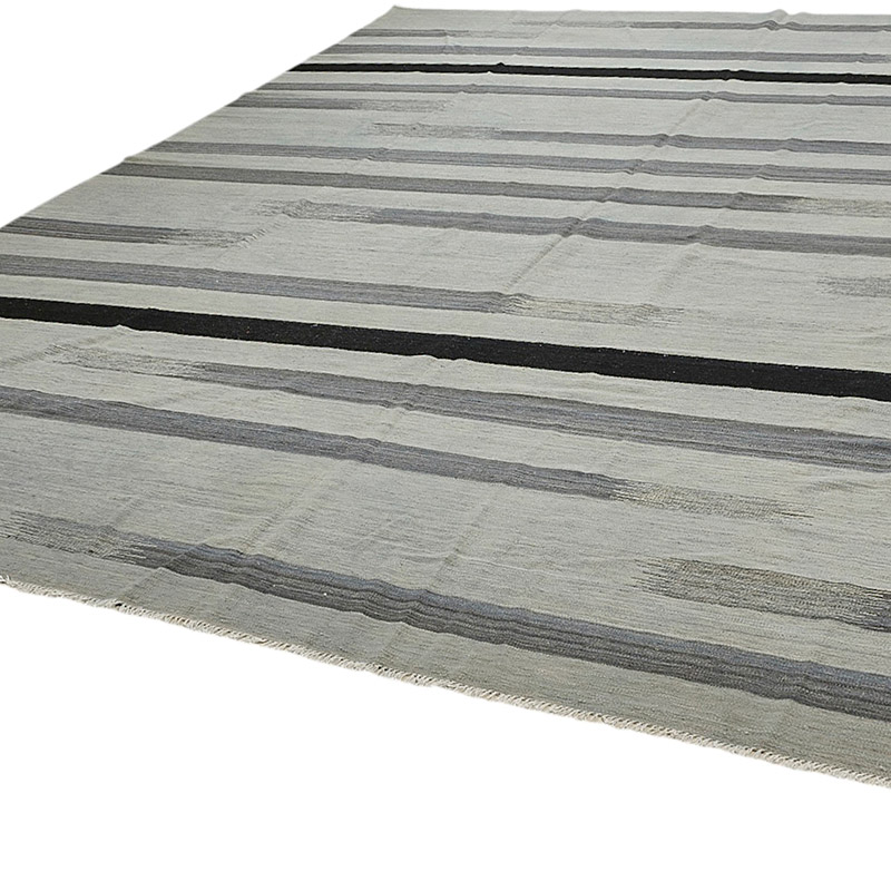 New Hand-Woven Kilim Rug - K0093843