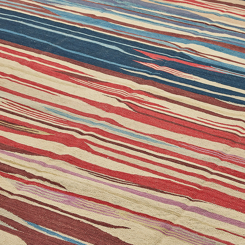 New Hand-Woven Kilim Rug - K0093845