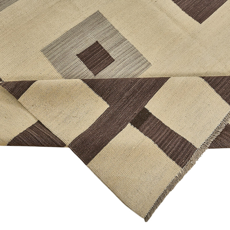 New Hand-Woven Kilim Rug - K0093847