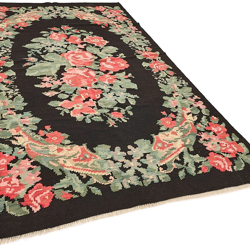 Vintage Handwoven Moldovan Kilim Rug - 5' 6" x 9' 3" (66" x 111") - K0093848