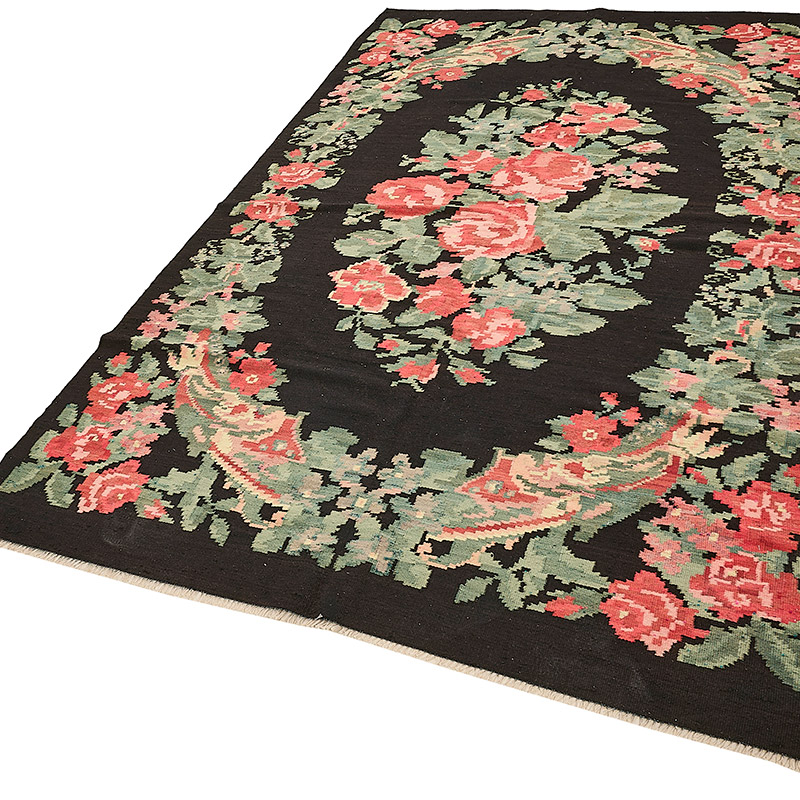 Vintage Handwoven Moldovan Kilim Rug - 5' 6" x 9' 3" (66" x 111") - K0093848