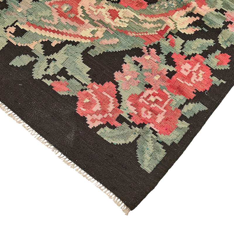 Vintage Handwoven Moldovan Kilim Rug - 5' 6" x 9' 3" (66" x 111") - K0093848