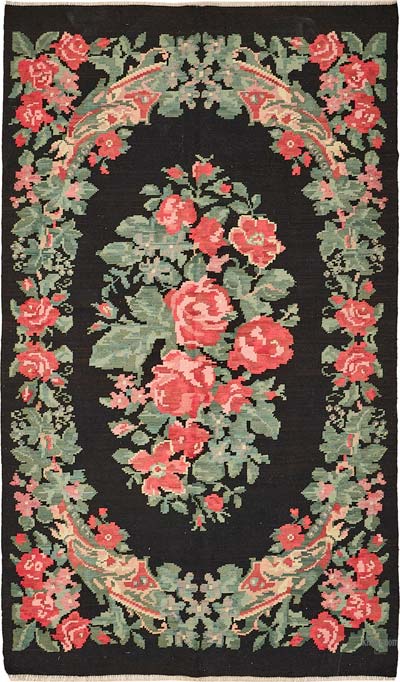 Vintage Handwoven Moldovan Kilim Rug - 5' 6" x 9' 3" (66" x 111")