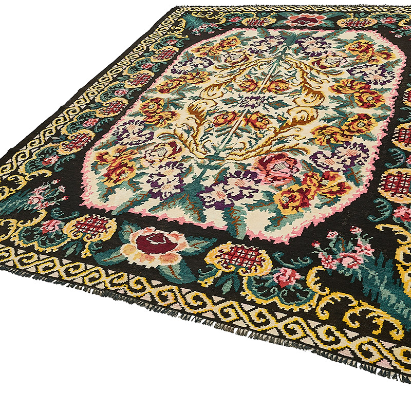 Vintage Handwoven Moldovan Kilim Rug - 7' 3" x 8' 10" (87" x 106") - K0093850