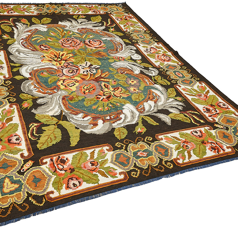 Vintage Handwoven Moldovan Kilim Rug - 7'  x 9' 11" (84" x 119") - K0093851