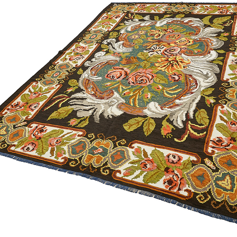 Vintage Handwoven Moldovan Kilim Rug - 7'  x 9' 11" (84" x 119") - K0093851