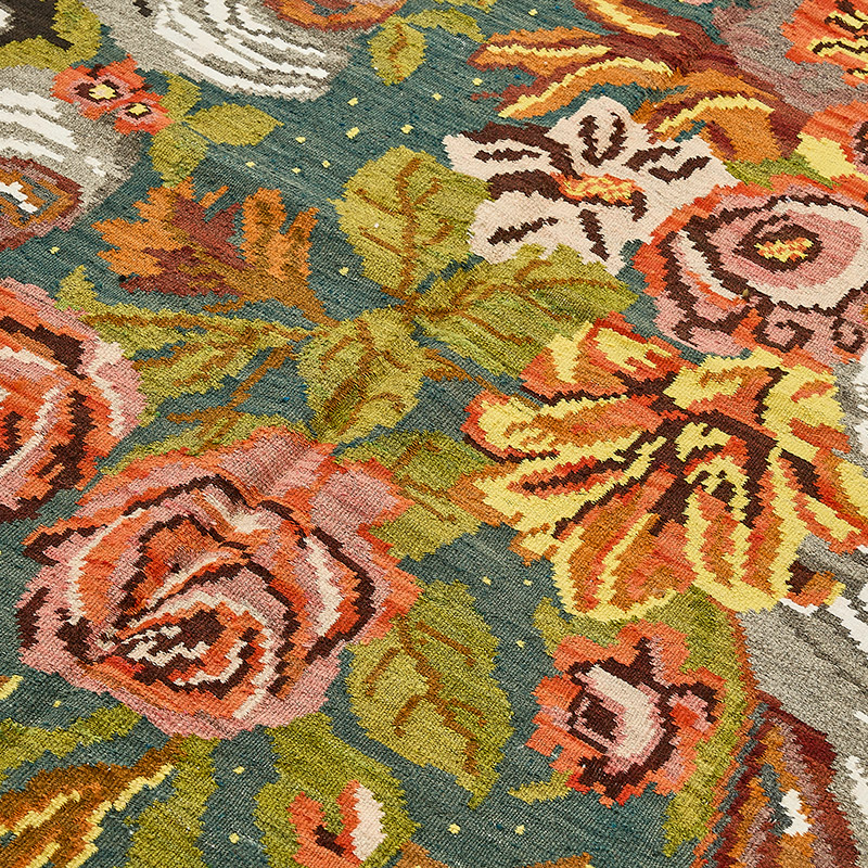 Vintage Handwoven Moldovan Kilim Rug - 7'  x 9' 11" (84" x 119") - K0093851