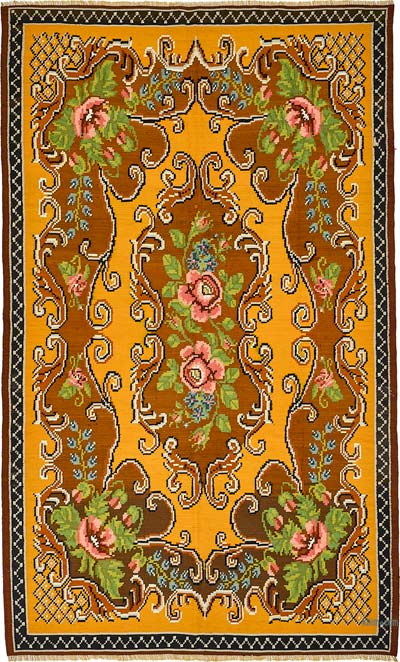 Vintage Handwoven Moldovan Kilim Rug - 5' 8" x 9' 4" (68" x 112")