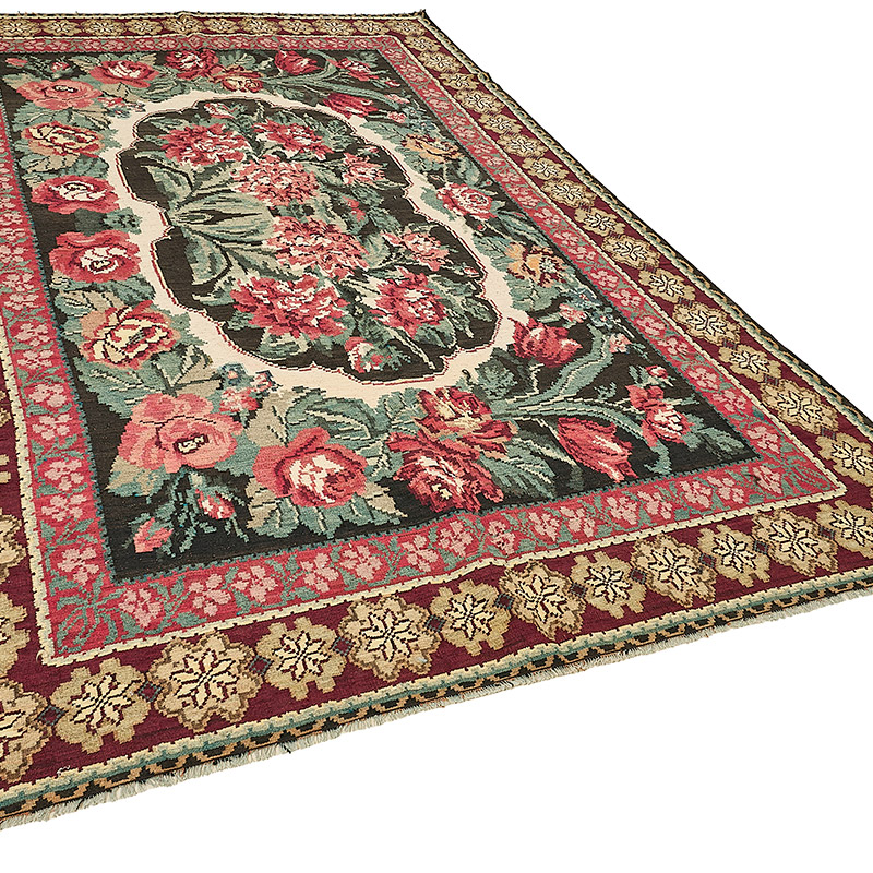Vintage Handwoven Moldovan Kilim Rug - 7' 3" x 10' 8" (87" x 128") - K0093856