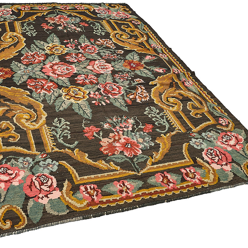 Vintage Handwoven Moldovan Kilim Rug - 6' 1" x 9' 3" (73" x 111") - K0093860