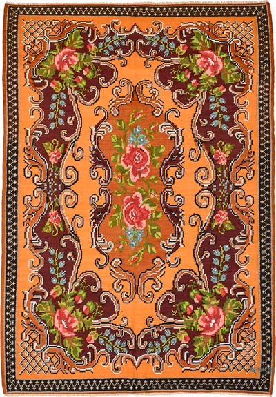 Vintage Handwoven Moldovan Kilim Rug - 6' 3" x 9'  (75" x 108")