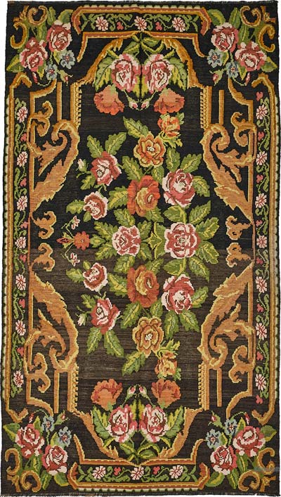 Vintage Handwoven Moldovan Kilim Rug - 5' 6" x 9' 9" (66" x 117")