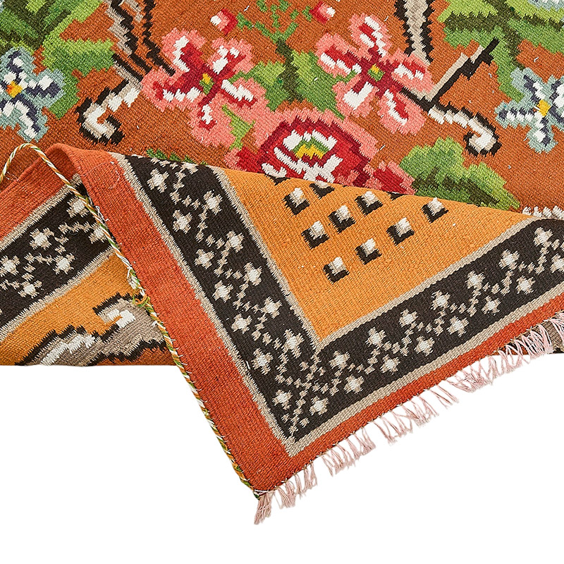 Vintage Handwoven Moldovan Kilim Rug - 5' 11" x 9' 7" (71" x 115") - K0093871