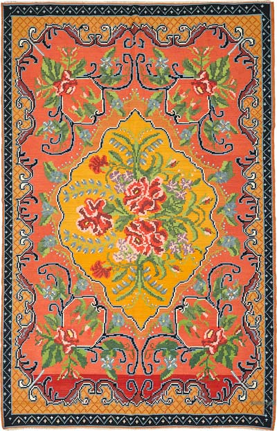 Vintage Handwoven Moldovan Kilim Rug - 6' 2" x 9' 7" (74" x 115")