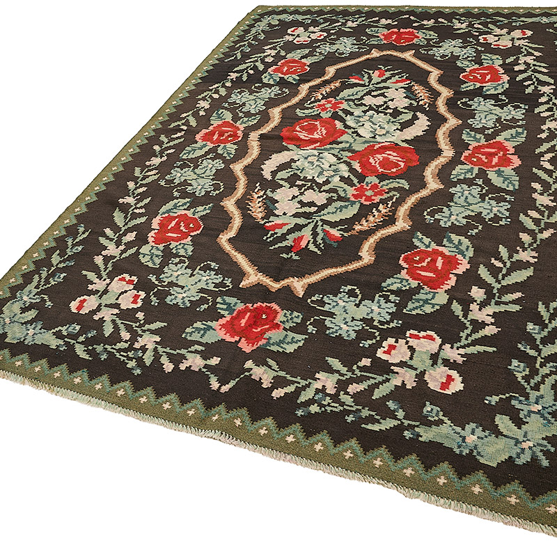 Vintage Handwoven Moldovan Kilim Rug - 5' 7" x 9'  (67" x 108") - K0093879