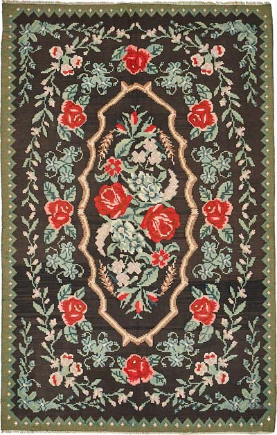 Vintage Handwoven Moldovan Kilim Rug - 5' 7" x 9'  (67" x 108")