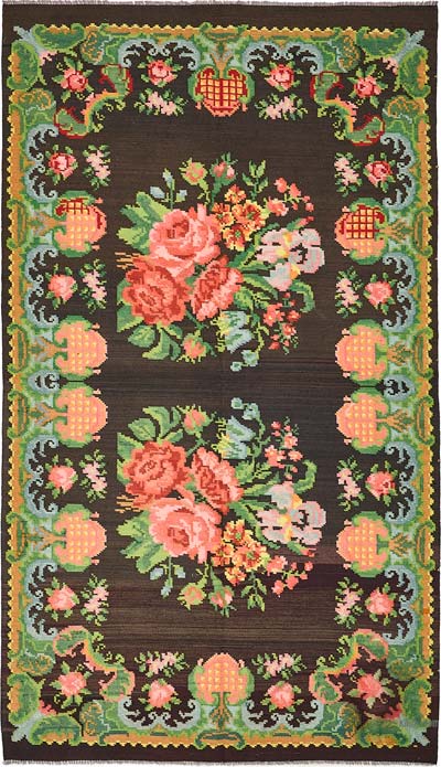 Vintage Handwoven Moldovan Kilim Rug - 5' 7" x 9' 7" (67" x 115")
