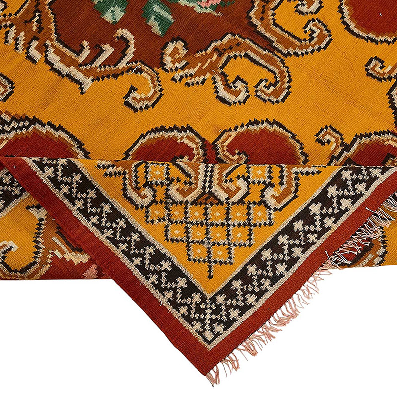 Vintage Handwoven Moldovan Kilim Rug - 5' 9" x 7' 7" (69" x 91") - K0093882
