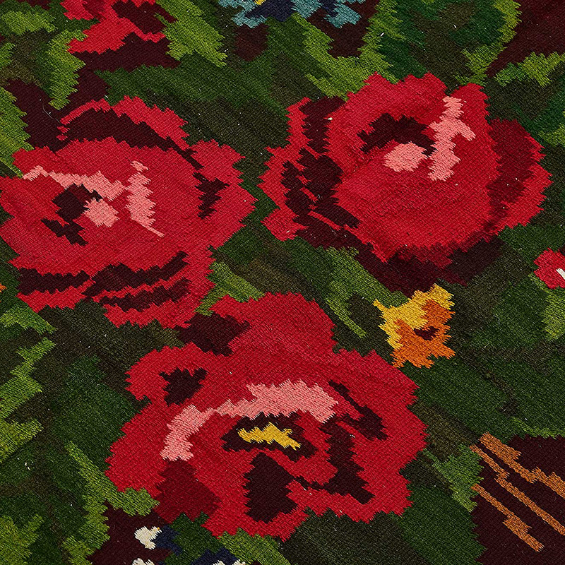 Vintage Handwoven Moldovan Kilim Rug - 5' 2" x 7' 11" (62" x 95") - K0093885