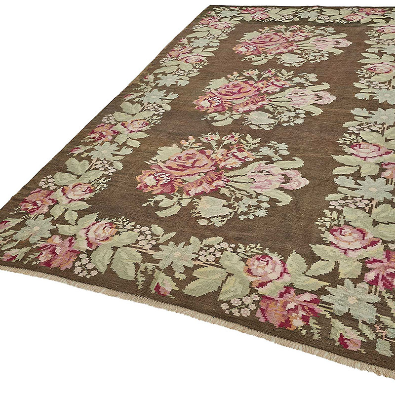 Vintage Handwoven Moldovan Kilim Rug - 5' 9" x 10' 7" (69" x 127") - K0093899
