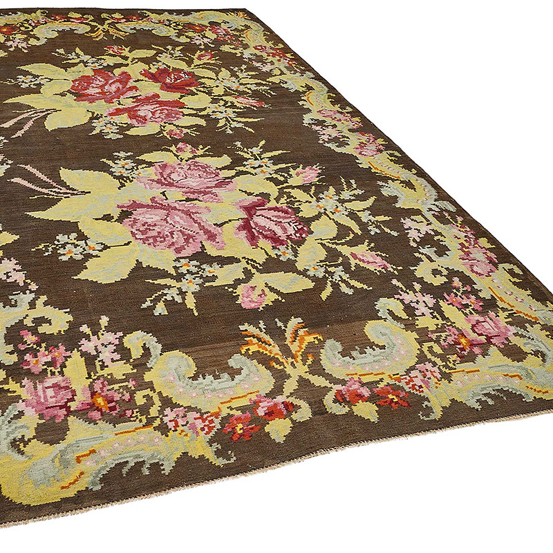 Vintage Handwoven Moldovan Kilim Rug - 6' 1" x 10' 11" (73" x 131") - K0093905