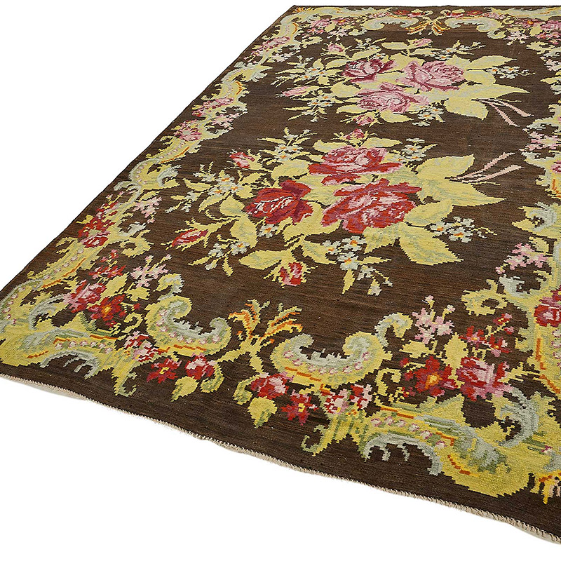 Vintage Handwoven Moldovan Kilim Rug - 6' 1" x 10' 11" (73" x 131") - K0093905