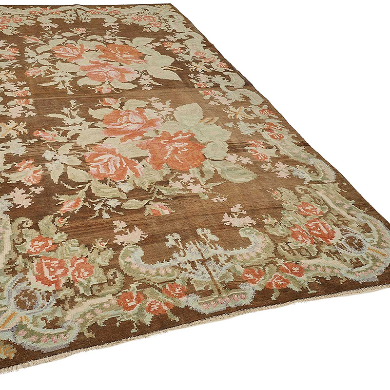 Vintage Handwoven Moldovan Kilim Rug - 6' 1" x 10' 10" (73" x 130") - K0093907