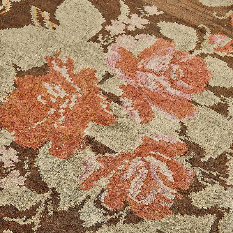 Vintage Handwoven Moldovan Kilim Rug - 6' 1" x 10' 10" (73" x 130") - K0093907