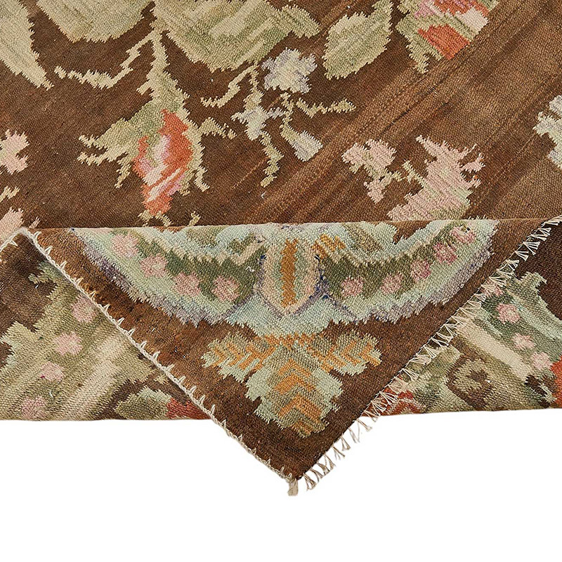 Vintage Handwoven Moldovan Kilim Rug - 6' 1" x 10' 10" (73" x 130") - K0093907